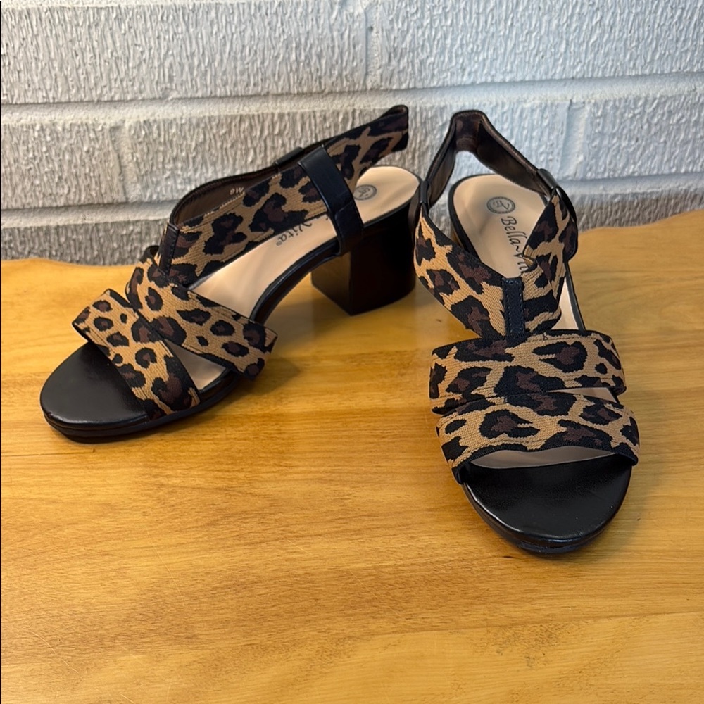 Bella Vita Leopard Print Block Chunky Heel Women's Sandals Size 9W Black Brown